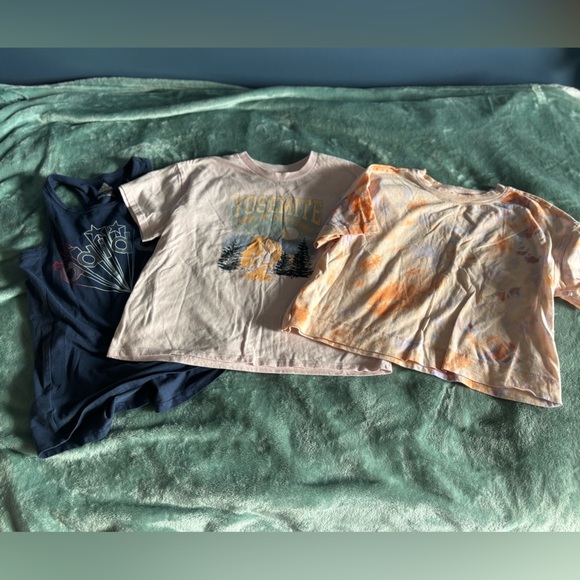 Lot Of 3 Girls Summer Shirts. Size 10/12 Adidas, Old Navy, Art Class - Picture 1 of 10